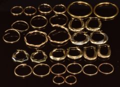 Fifteen pairs of 9ct gold hoop earrings, 11.8g