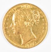 1866 Queen Victoria gold full sovereign with young head and shield reverse, die number 86, VF