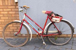 A vintage Raleigh Trent Tourist bicycle. [W] Collect in person or by courier.