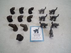 16 x heavy metal Franklin Mint cats, approx 5 cm tall.