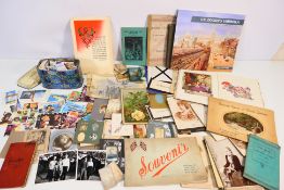 Lot to include cigarette silks, tea card