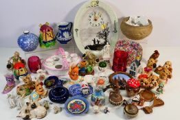 A mixed lot of ceramics to include: Woodlander, Pepiware and simalar hand painted stoneware,