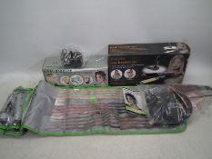 Babyliss - A mixed collection of two boxed items.