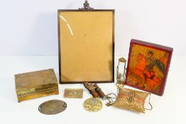 Lot to include an easel back photograph frame with applied Royal Artillery badge, a brass purse,
