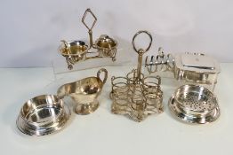 A collection of plated wares to include