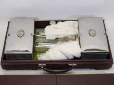 A vintage Sirram picnic case. [W]