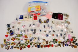 A collection of 100+ pin badges, mostly charity & promotional, includes enameled examples, Noddy,