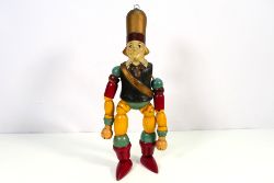 Sale of Collectables, Ceramics, Military, Coins & Jewellery