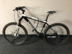 A Trek 6000 bike, frame 17.5