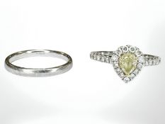 An 18ct white gold yellow pendeloque diamond cluster ring,