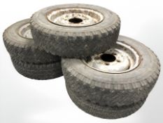 A set of five tyres 205 R 16 X M+S.