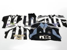 Five Adidas and Asics Newcastle United football shirts (Sizes : 3 XL 1 XXL 1 L)