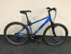 An Apollo Phaze bike, frame 17