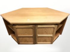 A Nathan teak entertainment cabinet, 99 cm x 48 cm x 51 cm.