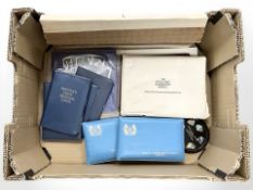 A group of coins to include coins of Great Britain 1970, 1971, 1983 Heinz uncirculated coins,