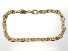 A 9ct yellow gold bracelet, length 19.5 cm CONDITION REPORT: 5.
