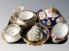 An early 19th century Coalport porcelain imari twin handled sugar bowl,