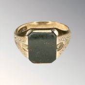 A 9ct gold blood stone signet ring, size U CONDITION REPORT: 5.