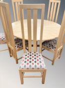 A good quality circular beech dining room table, diameter 150 cm,