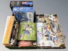 Quantity of board games, puzzles,
