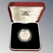 Royal Mint : 1983 United Kingdom Silver Proof One Pound Coin, 9.5 g, boxed.