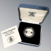 Royal Mint : 1988 United Kingdom Silver Proof One Pound Coin, 9.