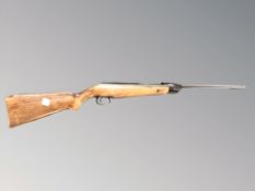 A Webley and Scott Falcon break-action .