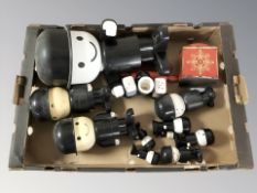 A group of Homepride kitchen wares,