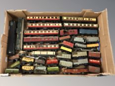A group of tin plate and plastic rolling stock including Wrenn,