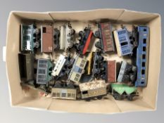 Assorted 20th century tin plate rolling stock, tenders,
