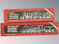 A Hornby R857BR Loco Ivatt Class 2, together with an R154 SR Loco Sir Dinadan,
