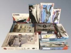 Assorted naval and air craft scale modelling kits including Revell and Airfix