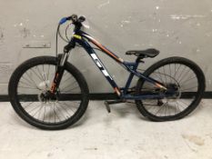 A GT Stomper Ace mountain bike, frame 14.5