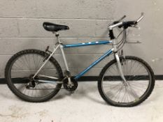 An M Trax mountain bike, frame 19