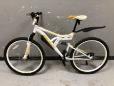 A Boss full suspension mountain bike, frame size 18.