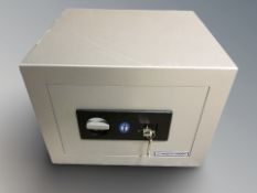 A Magnum 10000 safe with two keys,