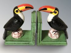 A pair of cast iron toucan bookends, height 15 cm.