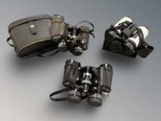 A pair of Avalon 8x32 waterproof binoculars,