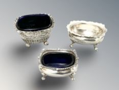 Three oval silver salts, largest 7 cm wide. CONDITION REPORT: 100.3g gross.