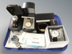 A group of gent's wristwatches to include Pulsar, Accurist and Lorus.