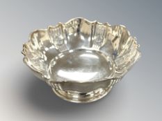 A George V pierced silver bonbon dish, Colen Hewer Cheshire, Chester 1922, diameter 14cm.