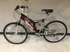 An Apollo Electron bike, frame 17.5