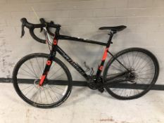 A Specialized Diverge bike, frame 20.5