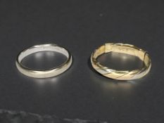 Two 9ct gold band rings. CONDITION REPORT: 5.