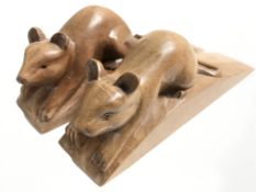 A pair of wooden mice bookends, width 16 cm.