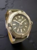 A gent's stainless steel Breitling Avenger automatic calendar centre seconds wristwatch, ref.