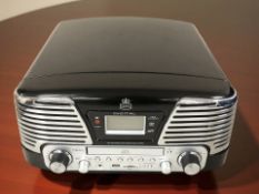 A GPO digital media system, and a quantity of vinyl LP records and 78s.