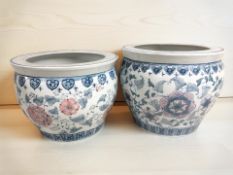 Two 20th century Chinese porcelain jardinieres, tallest 25 cm.