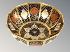 A Caverswall Imari porcelain fruit bowl in the Romany pattern, diameter 26 cm.