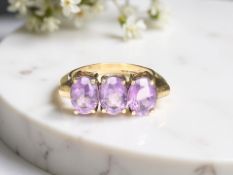 A 9ct gold amethyst ring, size U CONDITION REPORT: 4.